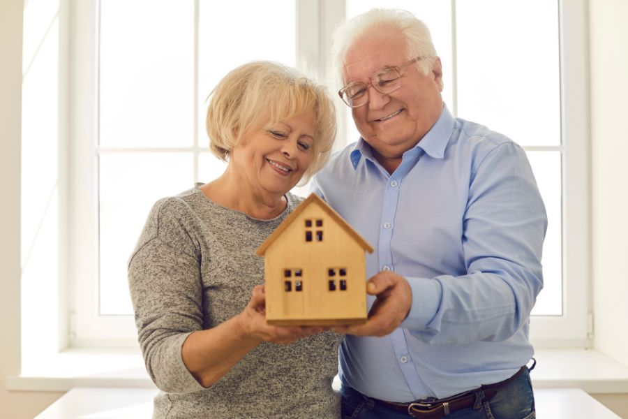 Czym kierować się wybierając dom opieki dla seniora?